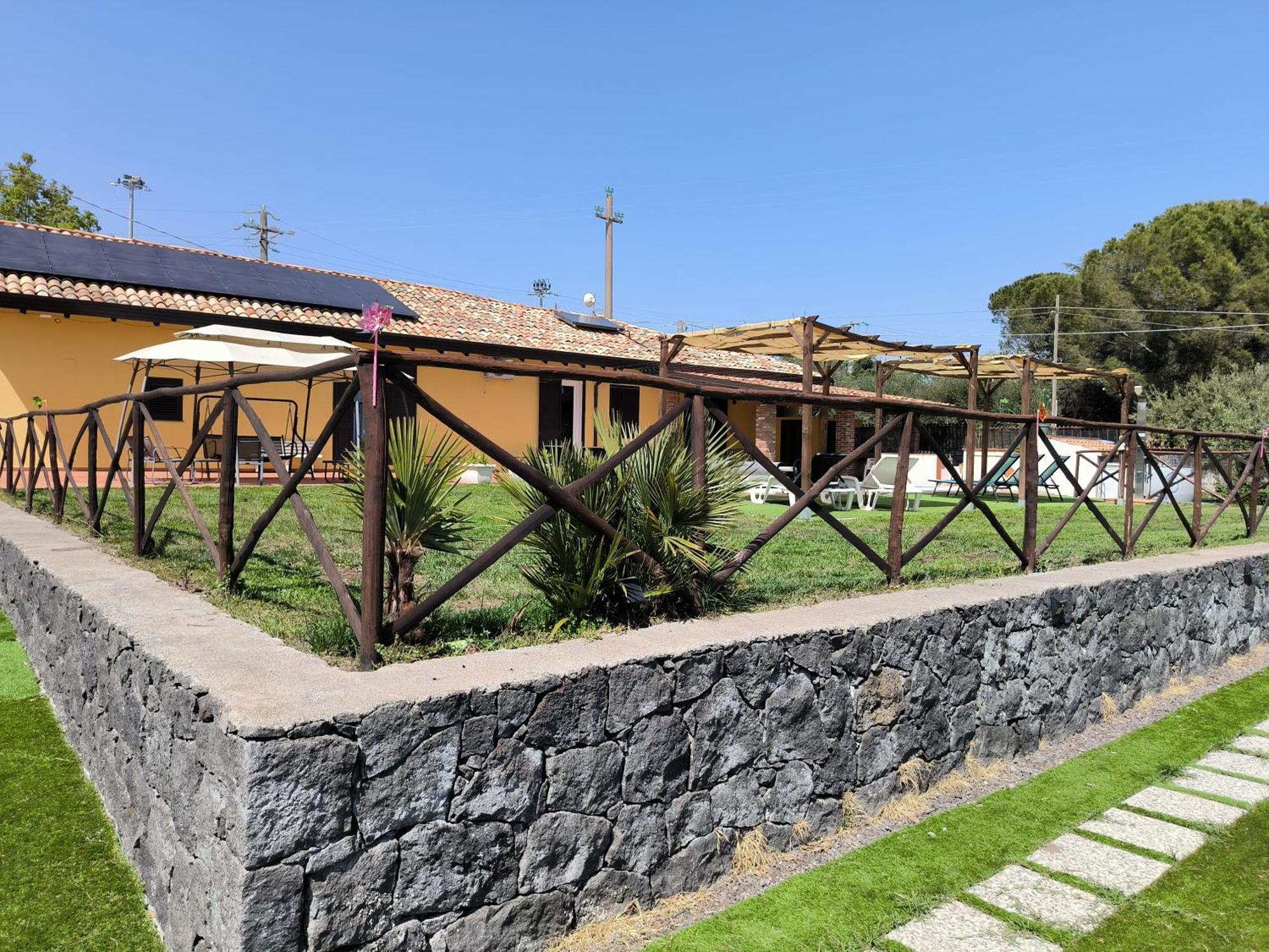 Villa Egle Belpasso, Villa Vacanza Con Piscina Exterior photo